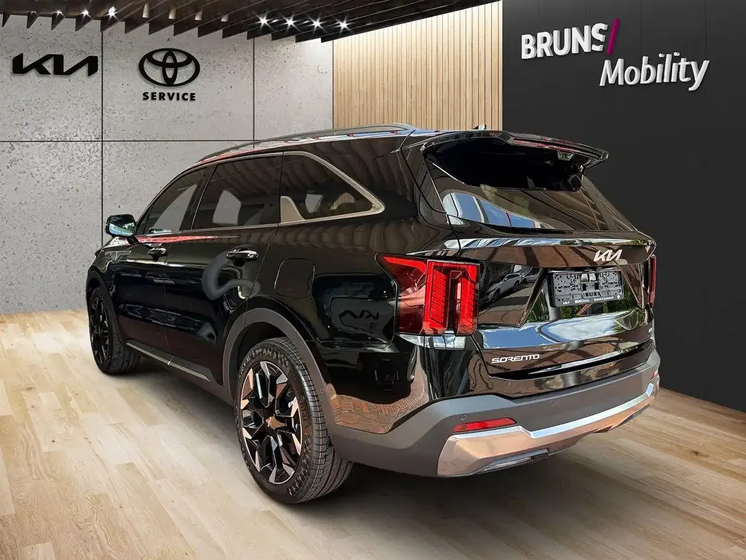 Kia Sorento - Thumbnail 5