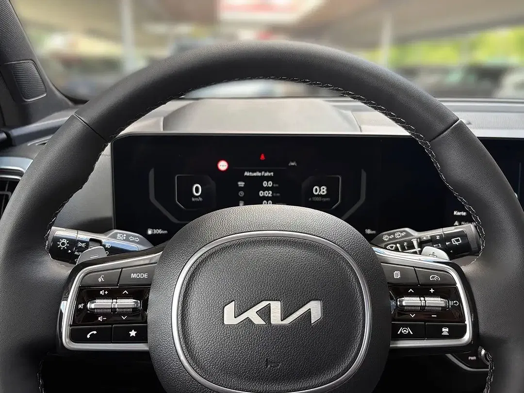 Kia Sorento - Thumbnail 9