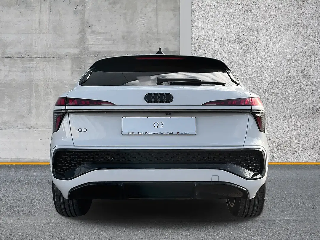 Audi Q3 - Thumbnail 4