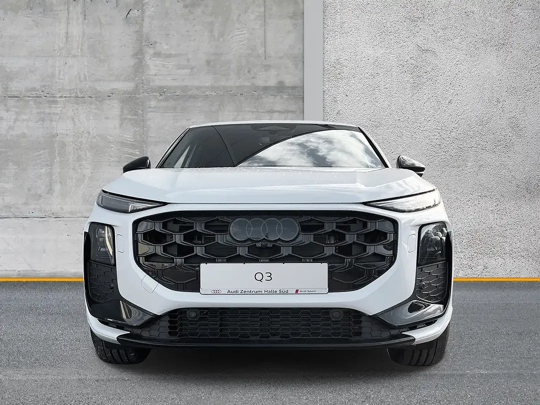 Audi Q3 - Thumbnail 5