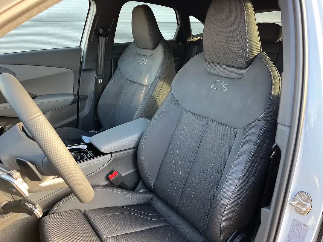 Audi Q3 - Thumbnail 9