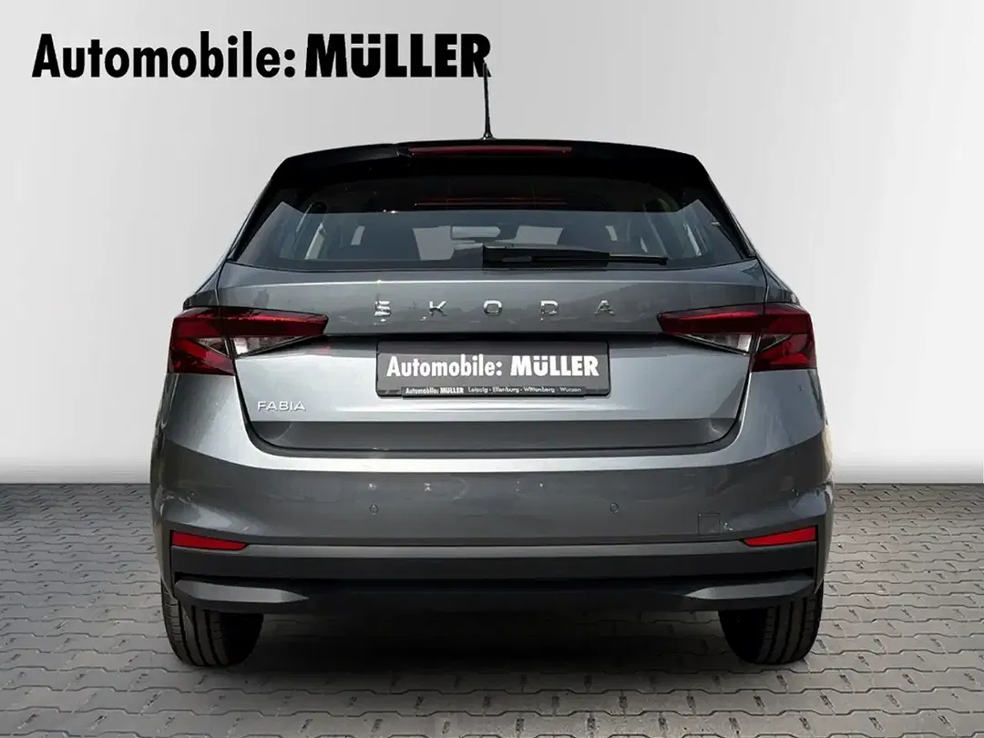 Skoda Fabia - Thumbnail 5