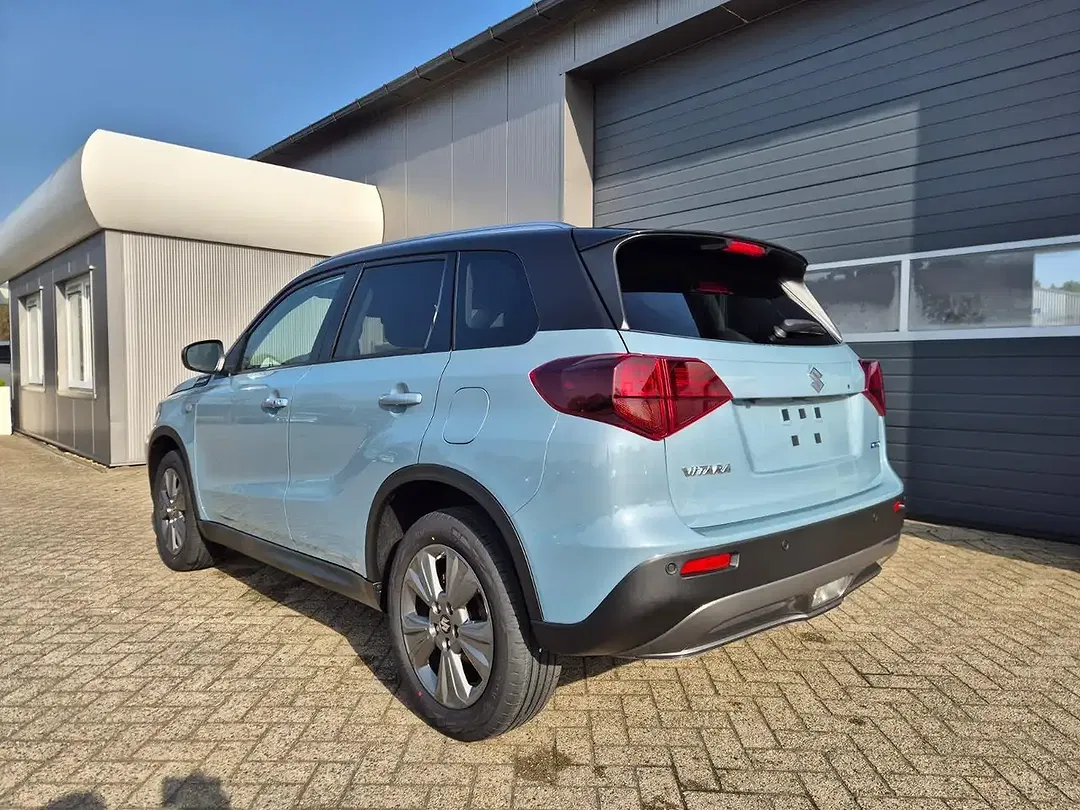 Suzuki Vitara - Thumbnail 3