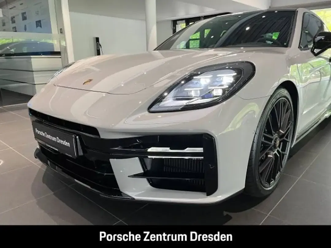Porsche Panamera - Thumbnail 13