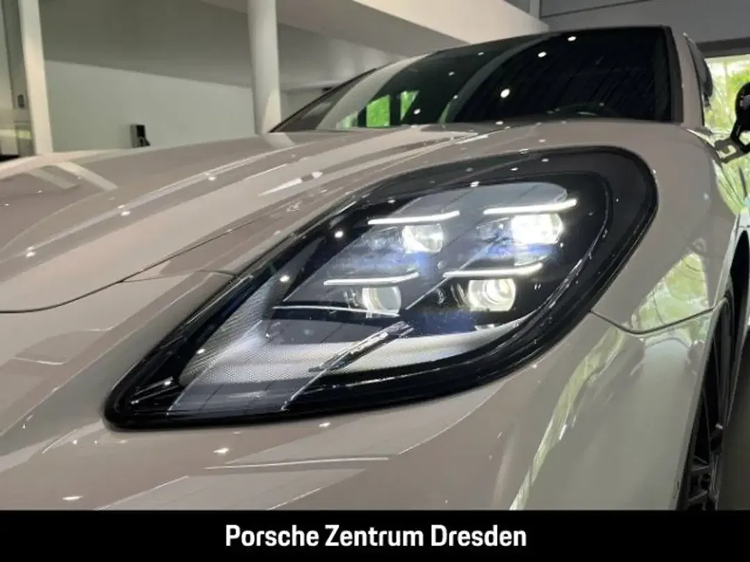 Porsche Panamera - Thumbnail 15