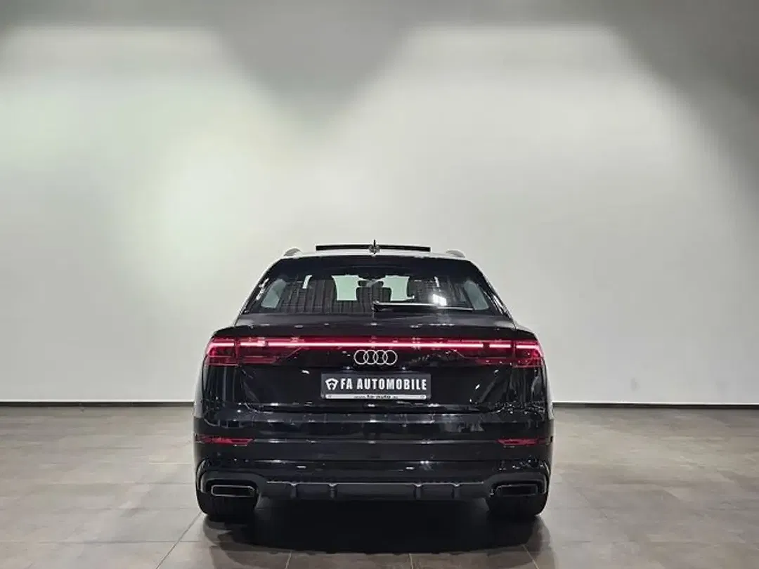 Audi Q8 - Thumbnail 10