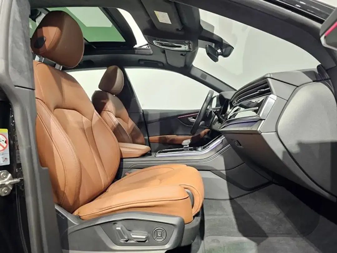 Audi Q8 - Thumbnail 12