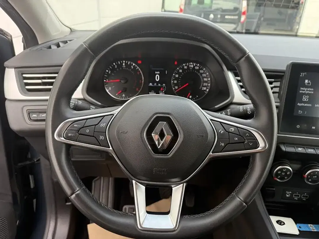 Renault Captur - Thumbnail 12
