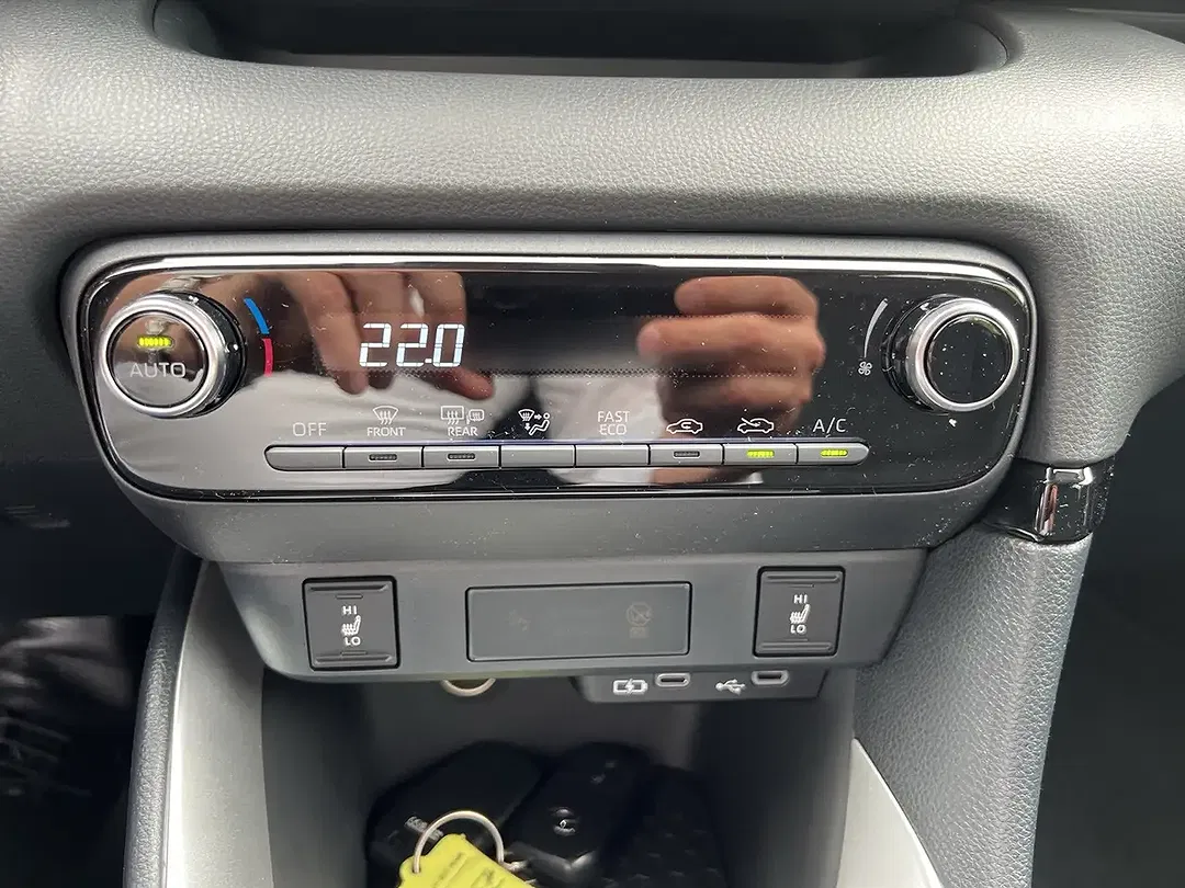 Mazda 2 - Thumbnail 11