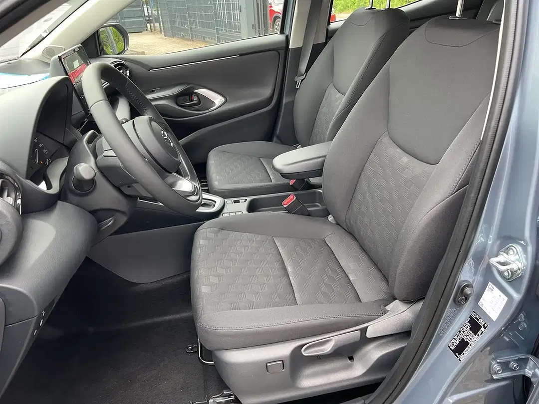 Mazda 2 - Thumbnail 5