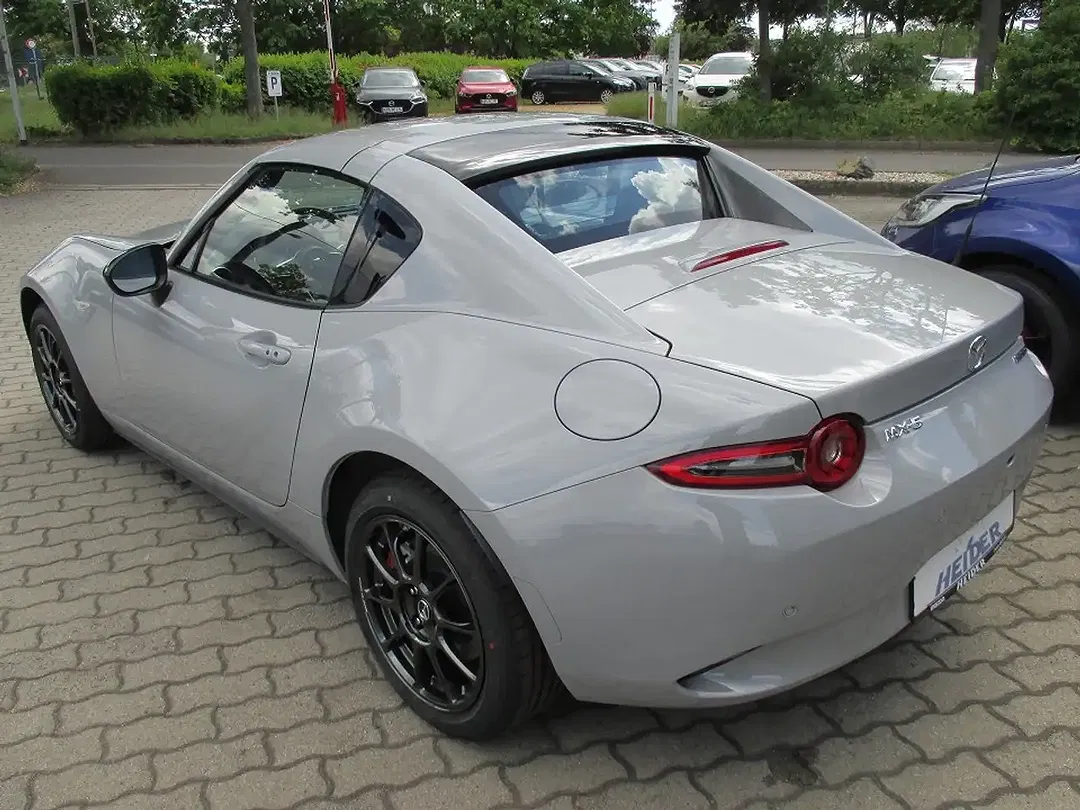Mazda MX-5 - Thumbnail 6