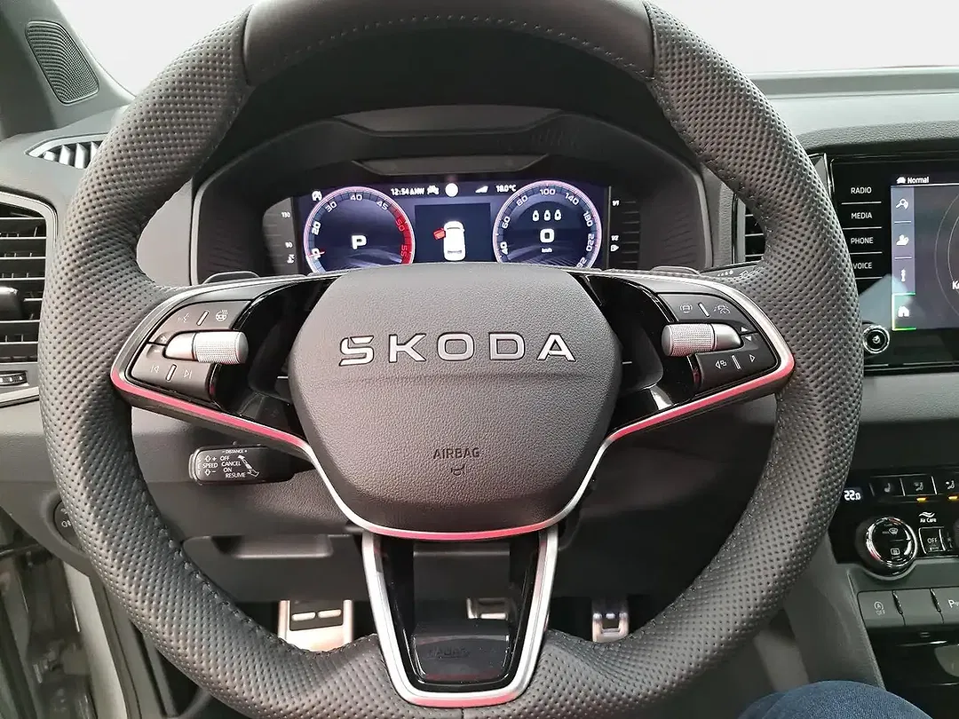 Skoda Karoq - Thumbnail 13