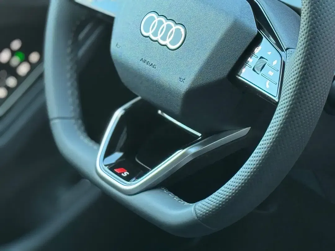 Audi Q6 e-tron - Thumbnail 10