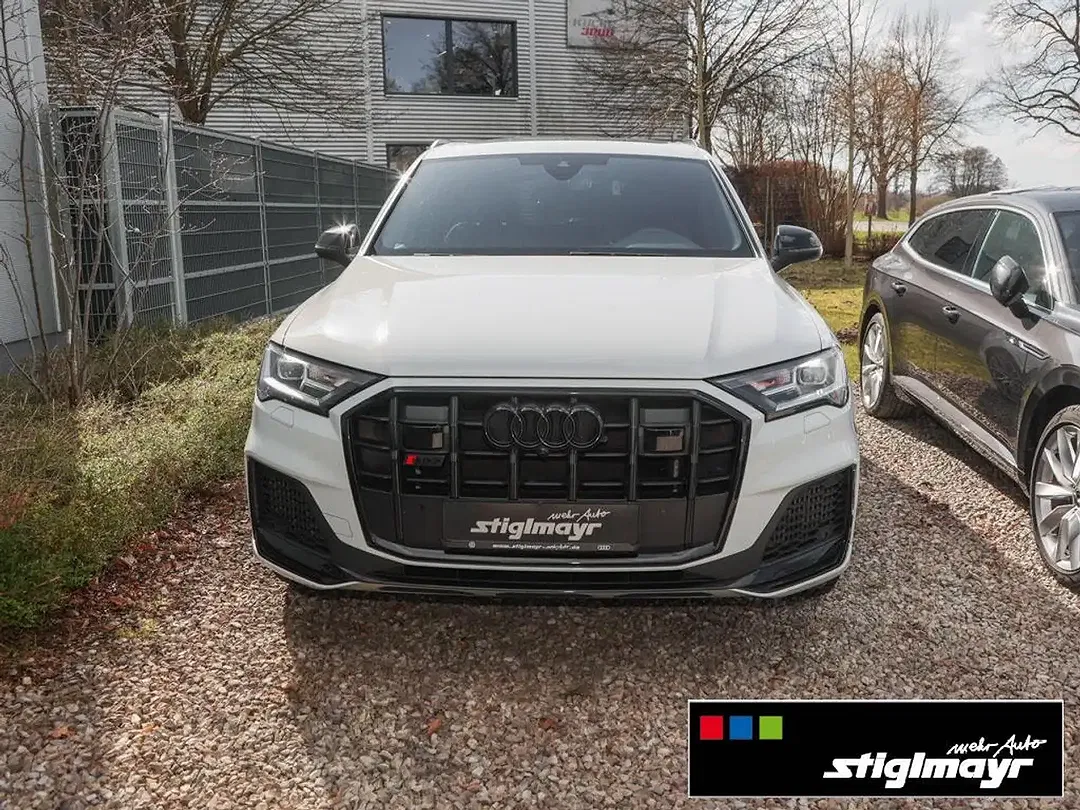 Audi SQ7 - Thumbnail 13