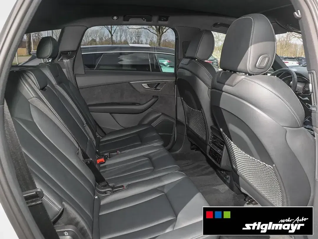 Audi SQ7 - Thumbnail 7