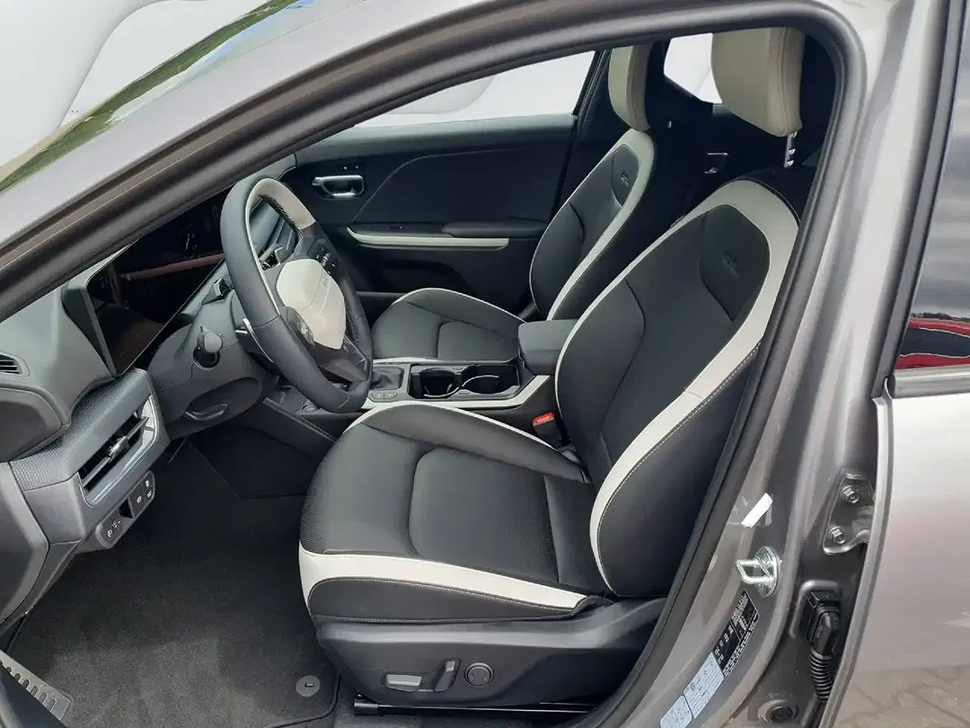 Kia K4 - Thumbnail 5