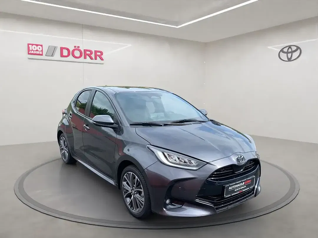 Toyota Yaris - Thumbnail 7