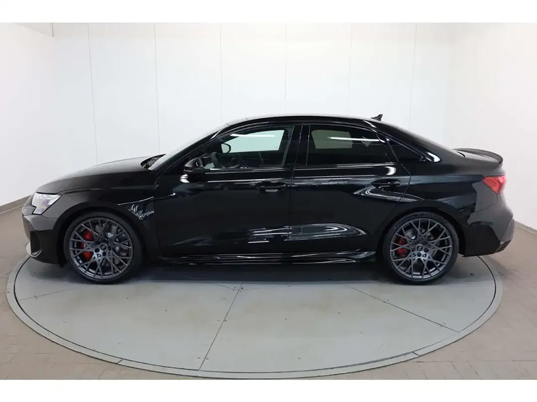Audi RS3 - Thumbnail 4