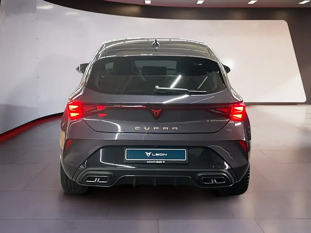 CUPRA Leon - Thumbnail 4