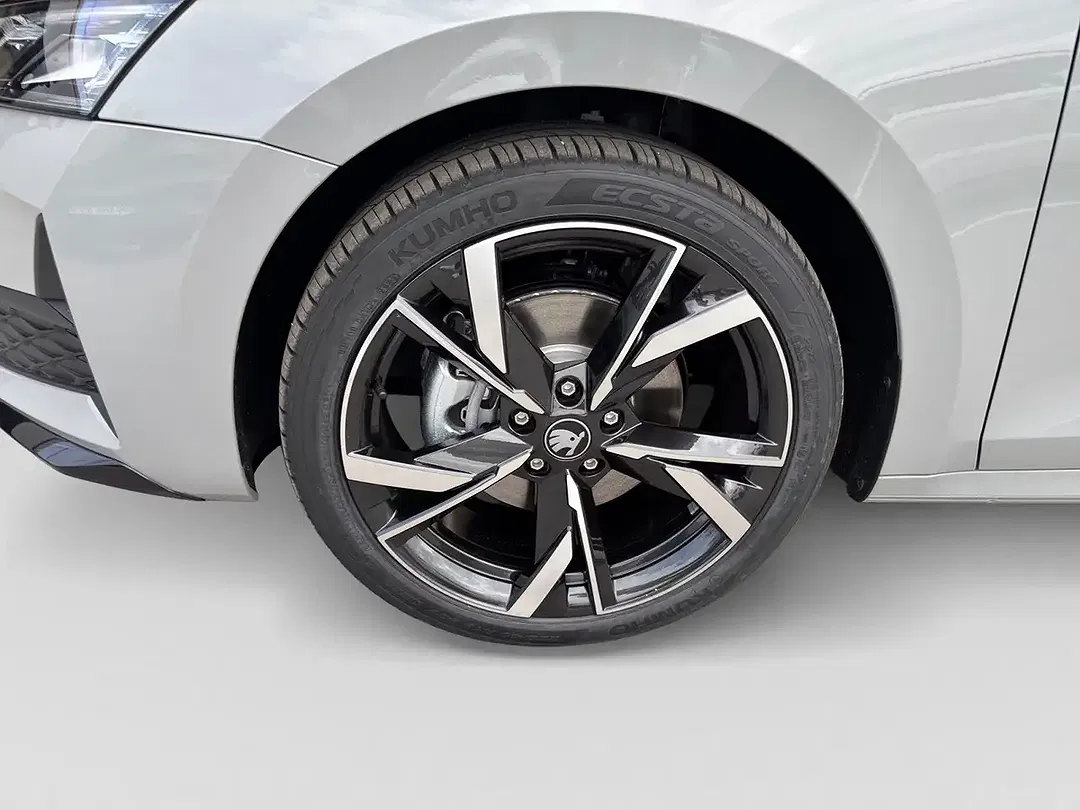 Skoda Octavia - Thumbnail 4