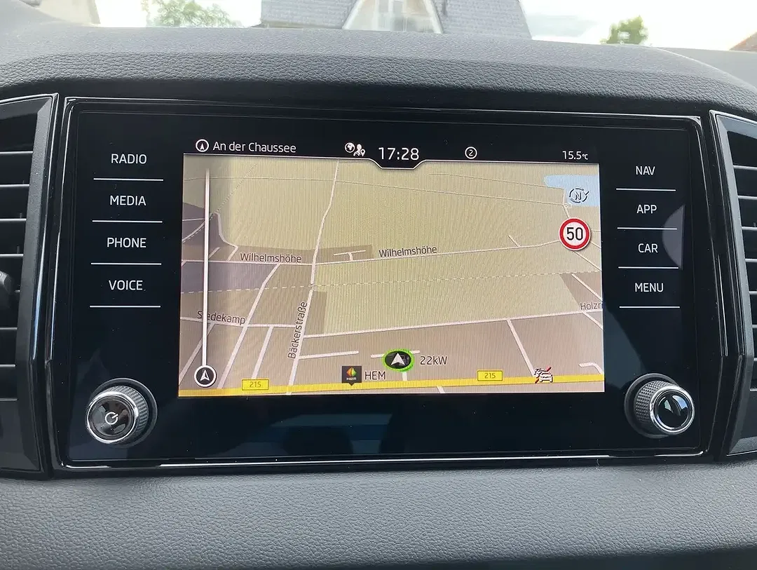 Skoda Karoq - Thumbnail 15