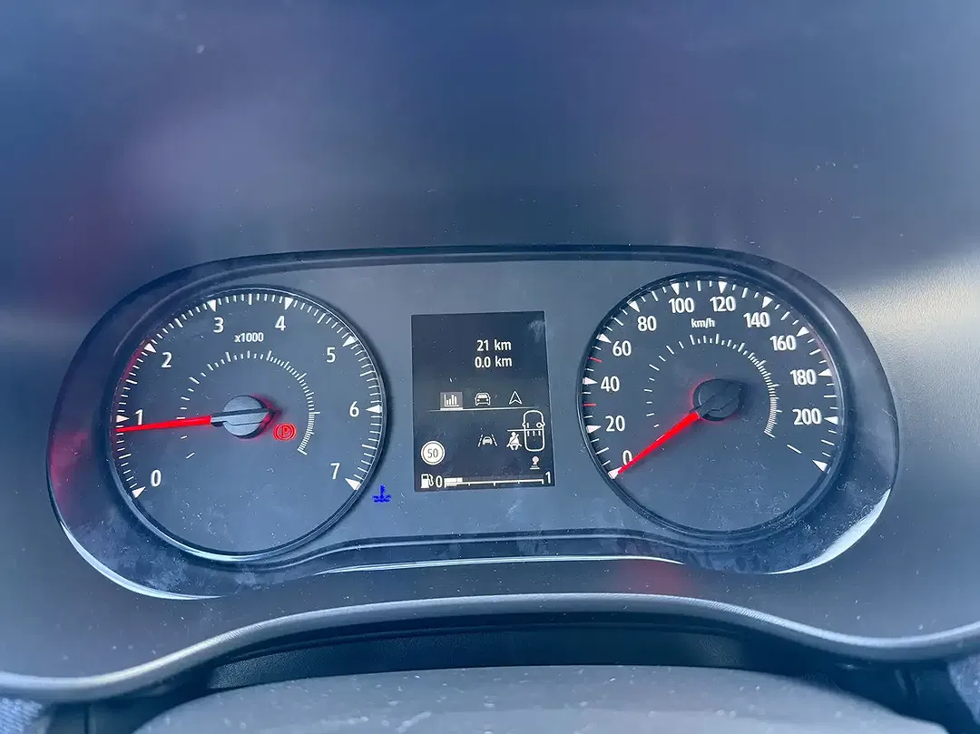 Dacia Sandero - Thumbnail 13