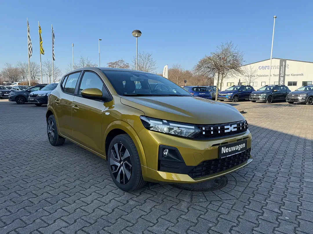 Dacia Sandero - Thumbnail 3