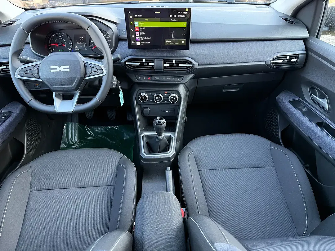Dacia Sandero - Thumbnail 9