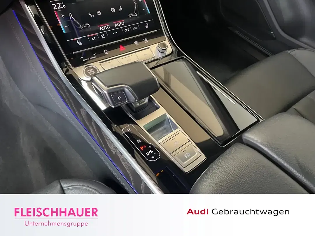 Audi A8 - Thumbnail 14