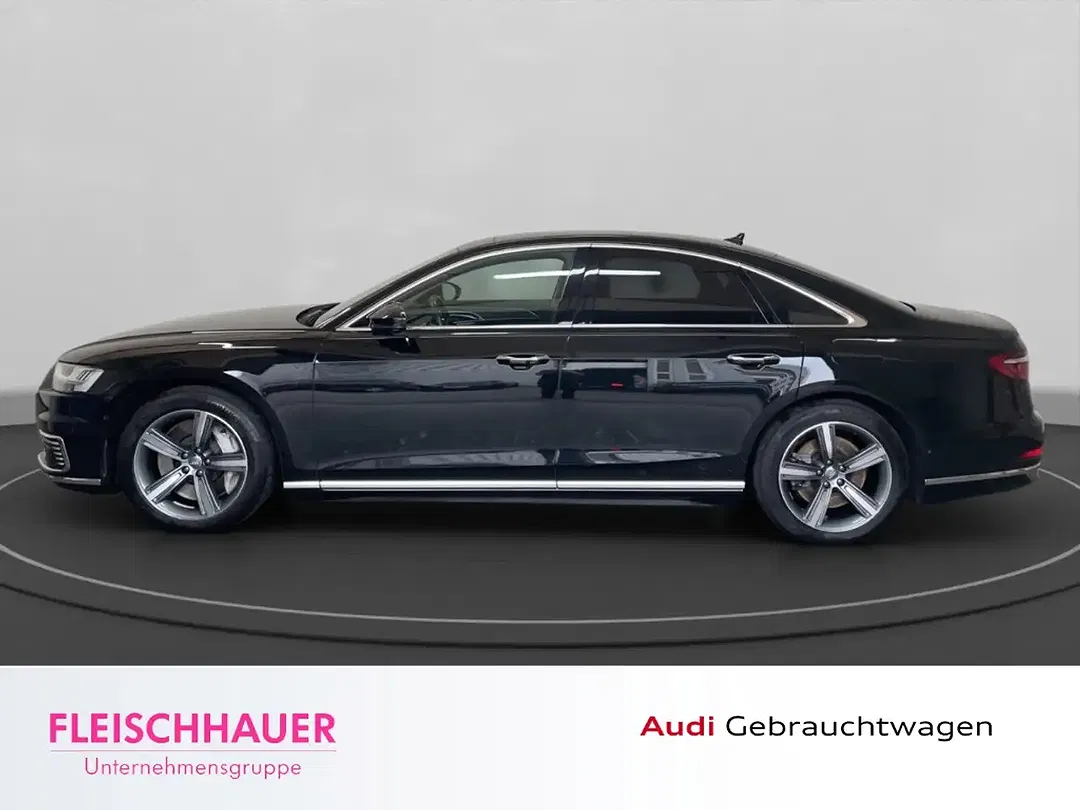 Audi A8 - Thumbnail 3
