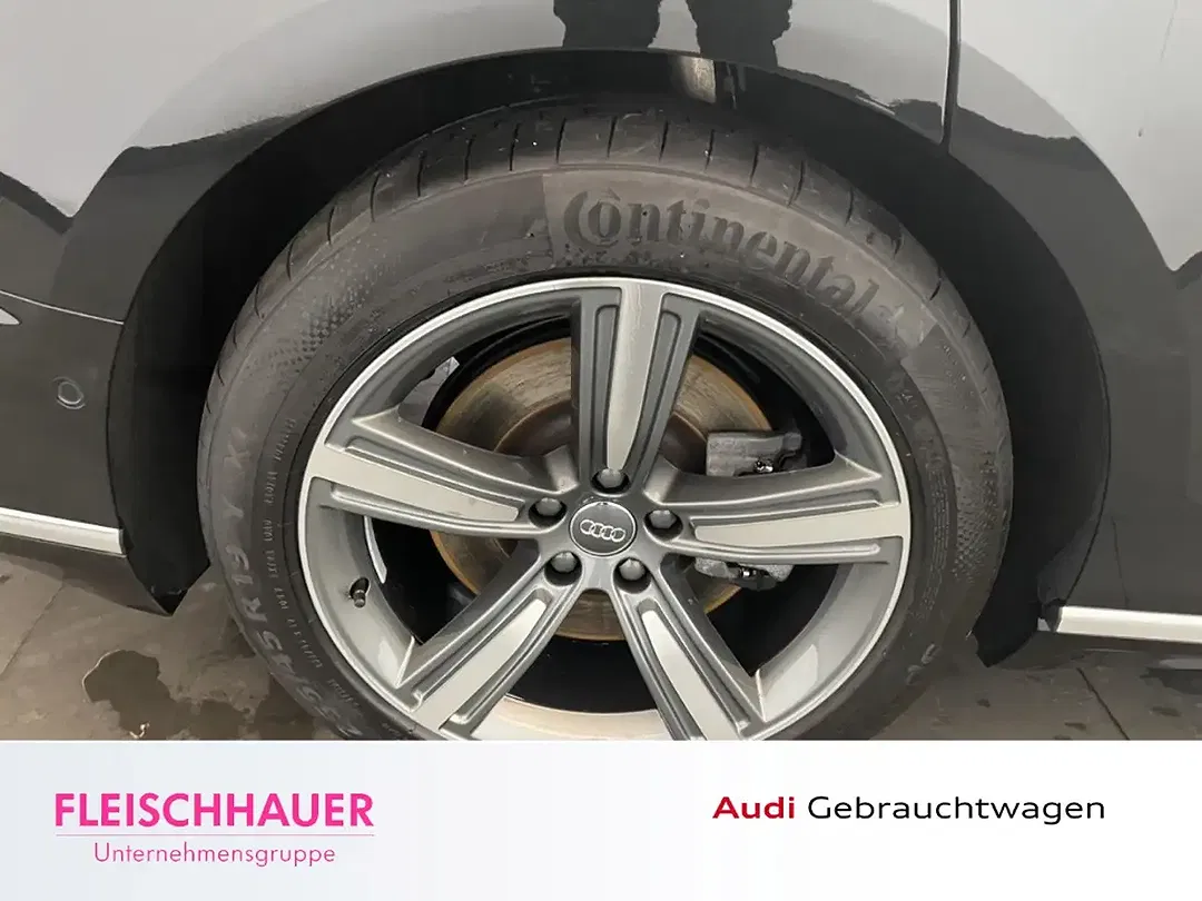 Audi A8 - Thumbnail 7