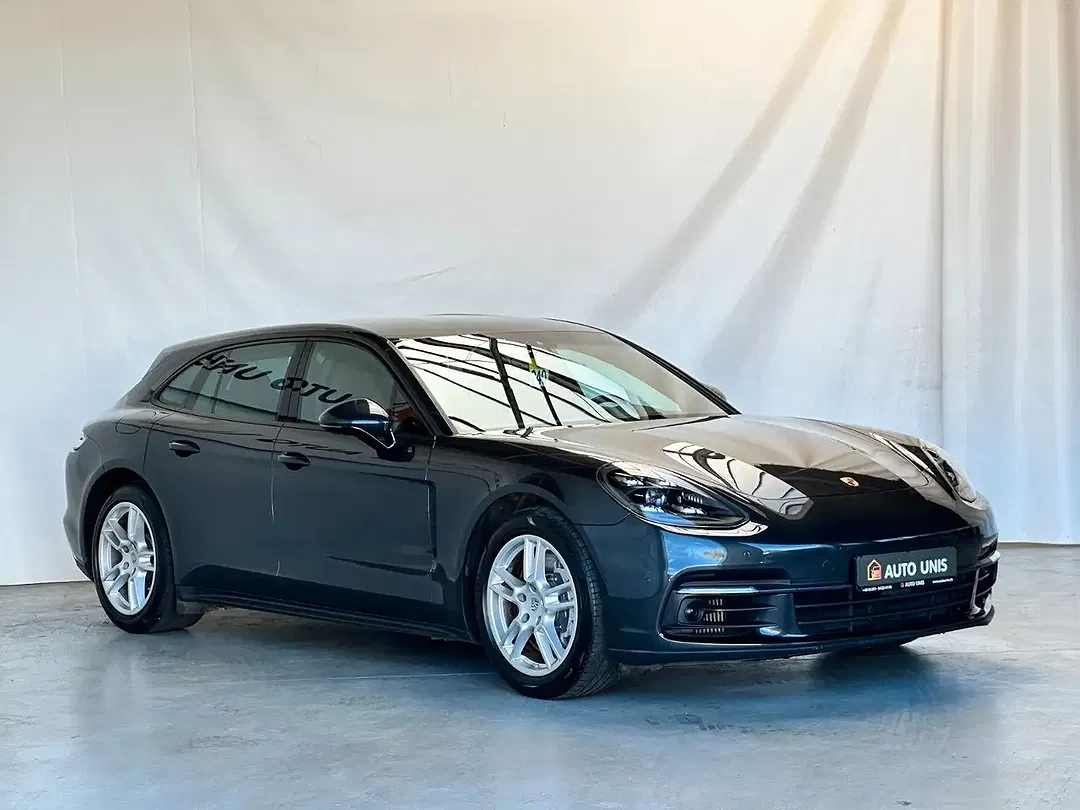 Porsche Panamera - Thumbnail 3