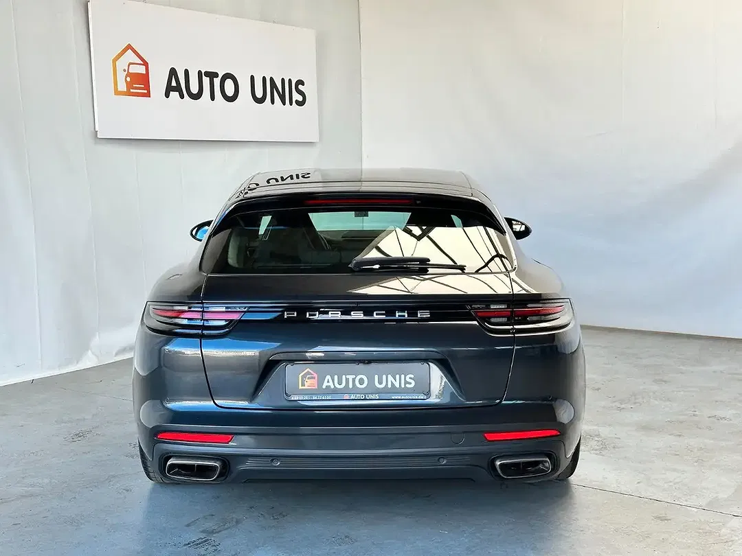 Porsche Panamera - Thumbnail 5