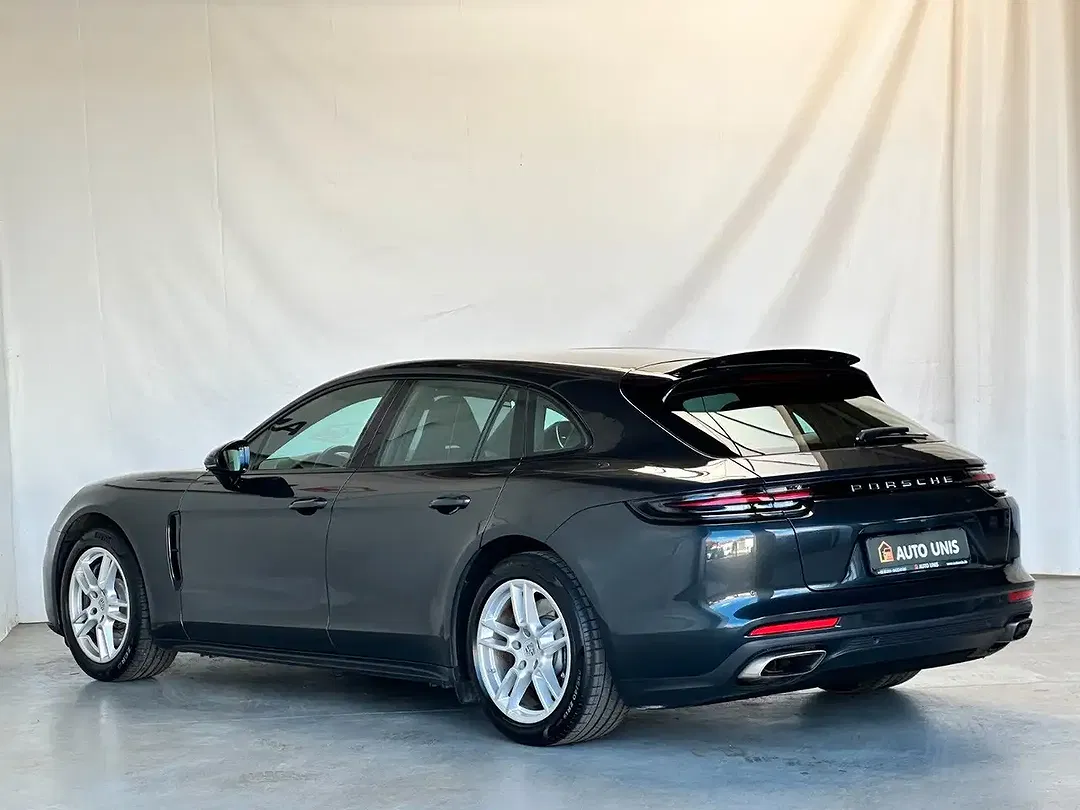 Porsche Panamera - Thumbnail 8