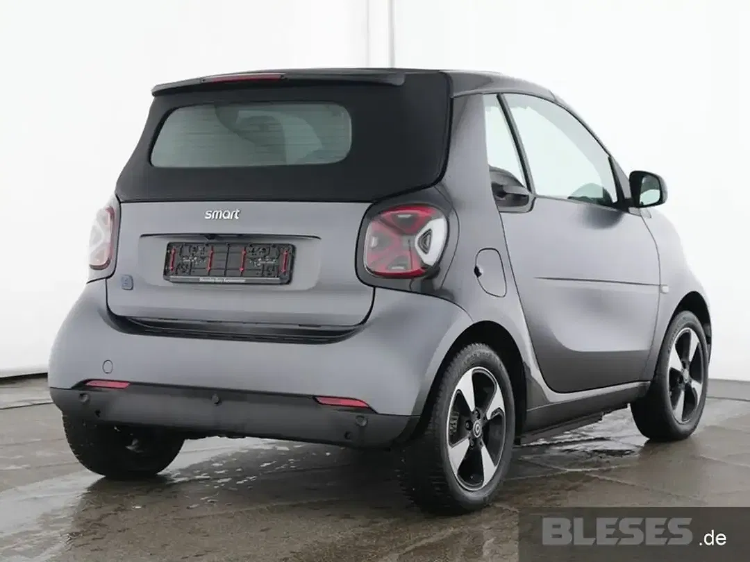 smart forTwo - Thumbnail 2
