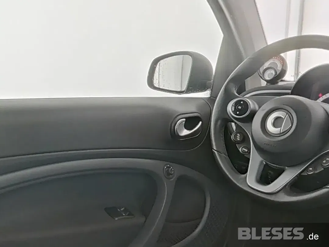 smart forTwo - Thumbnail 5