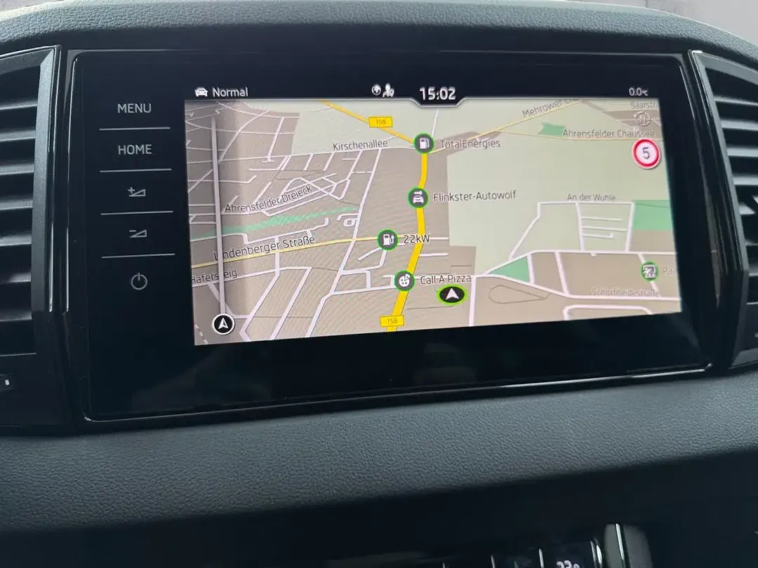 Skoda Karoq - Thumbnail 10