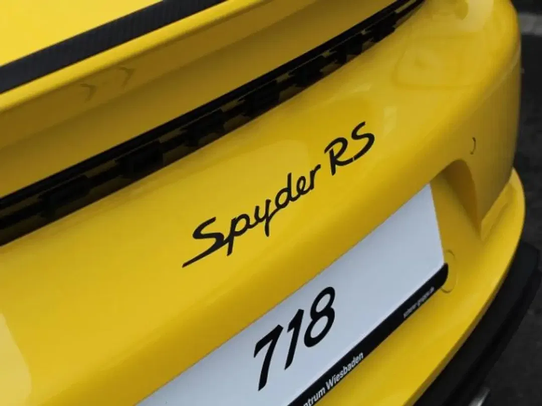 Porsche 718 Spyder - Thumbnail 13