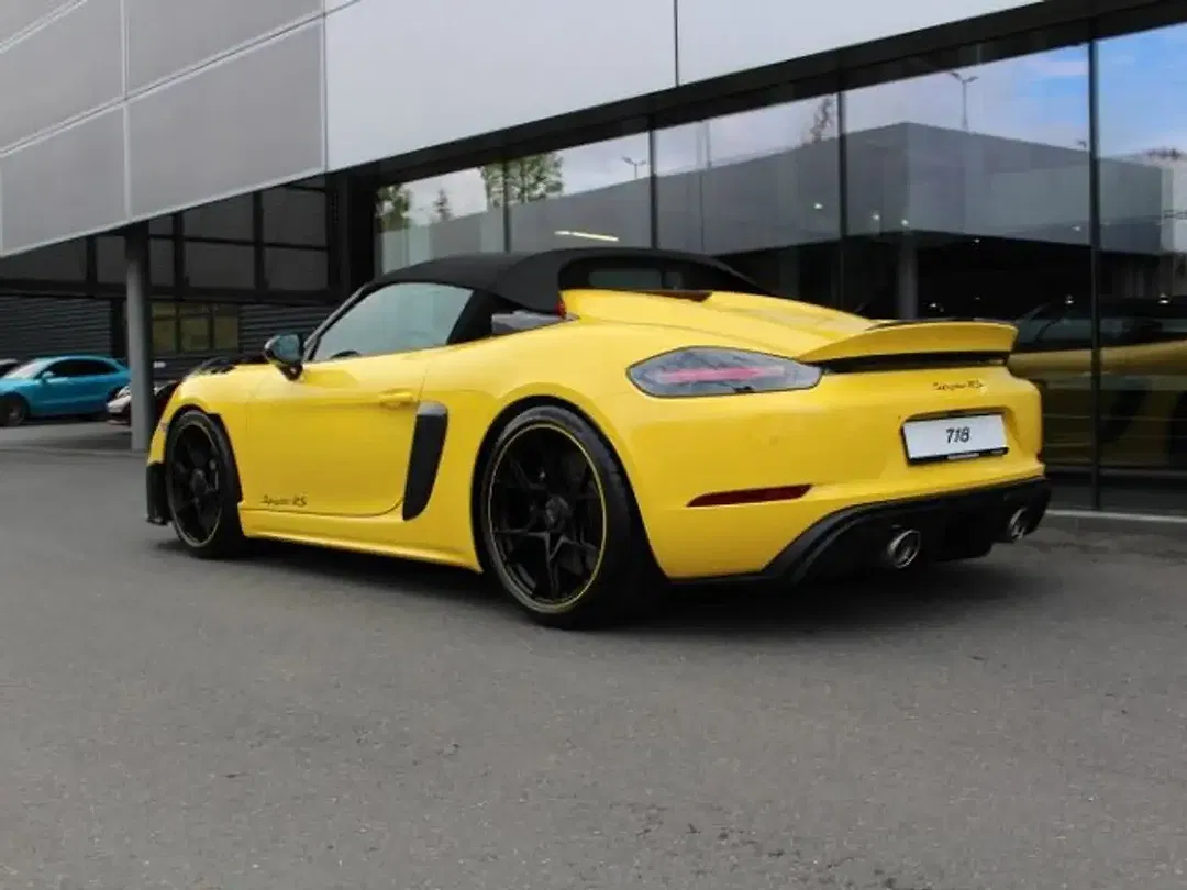 Porsche 718 Spyder - Thumbnail 3