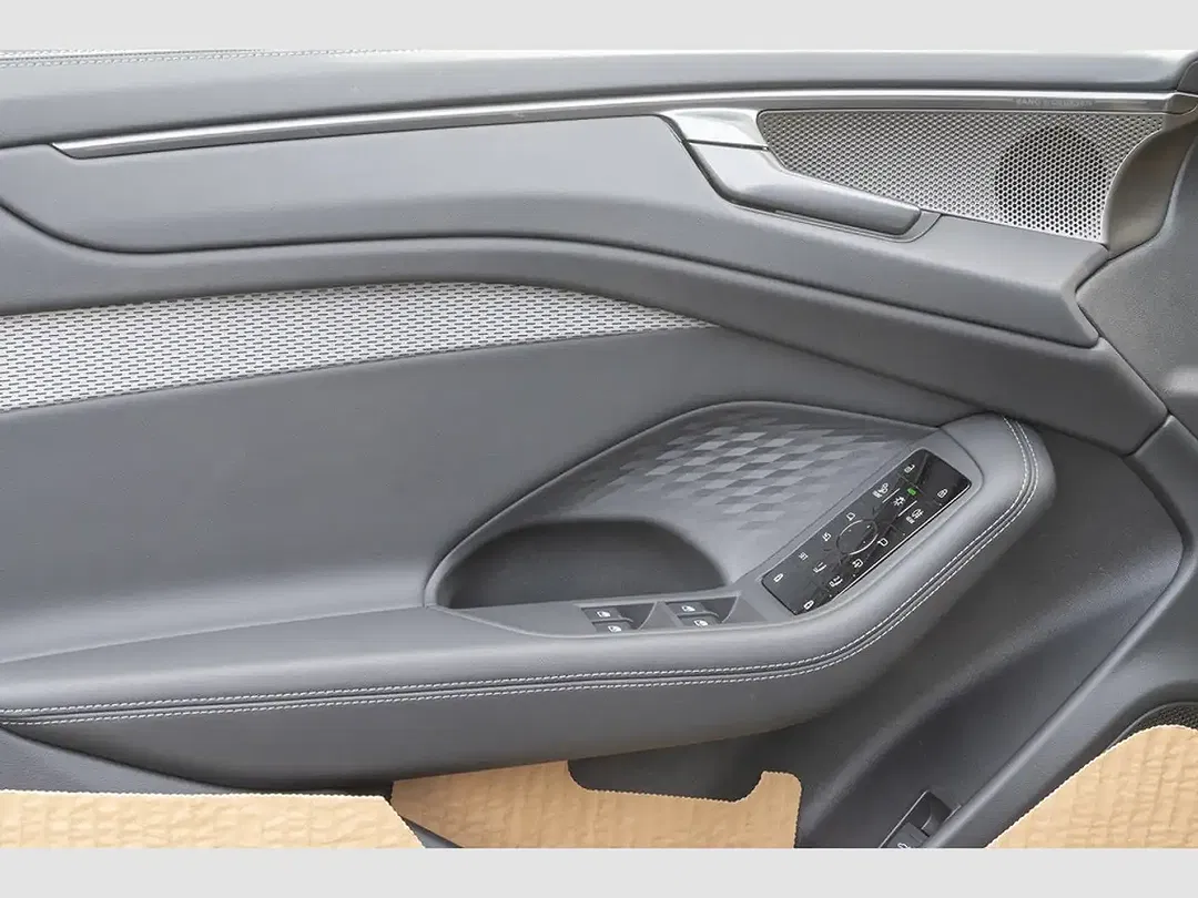 Audi A6 - Thumbnail 15
