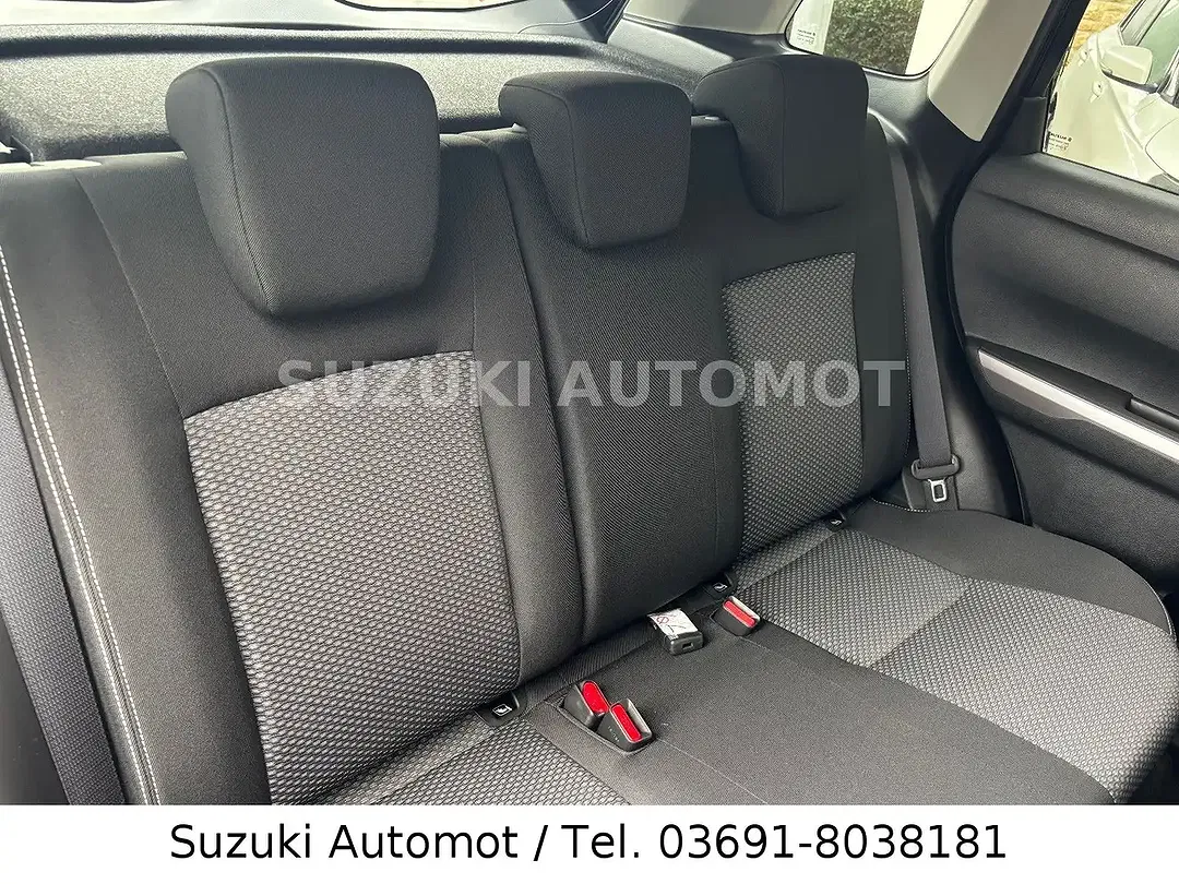 Suzuki Vitara - Thumbnail 5