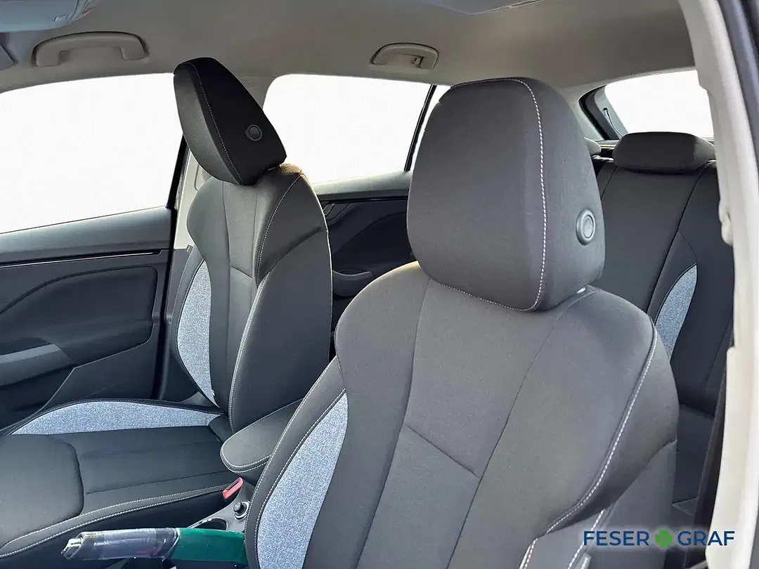 Skoda Scala - Thumbnail 8