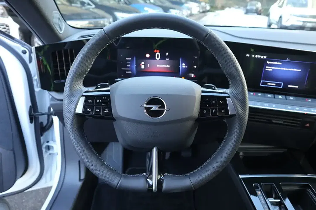 Opel Astra - Thumbnail 10