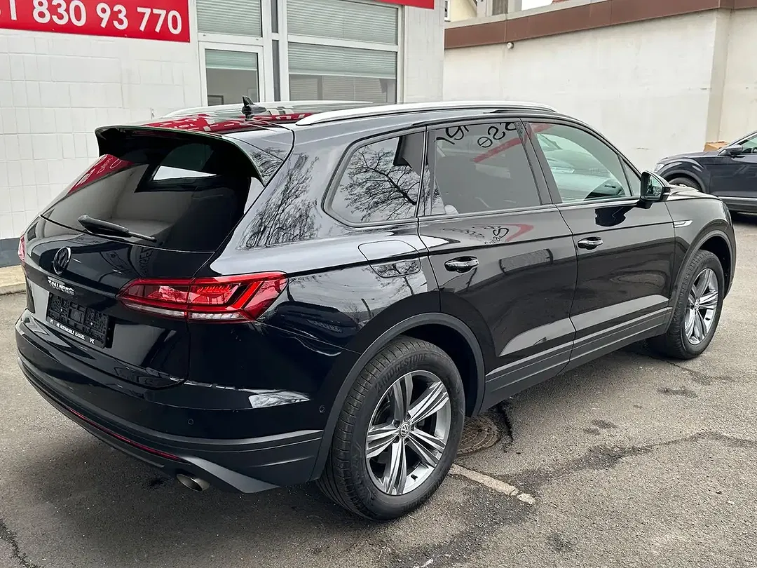 Volkswagen Touareg - Thumbnail 4