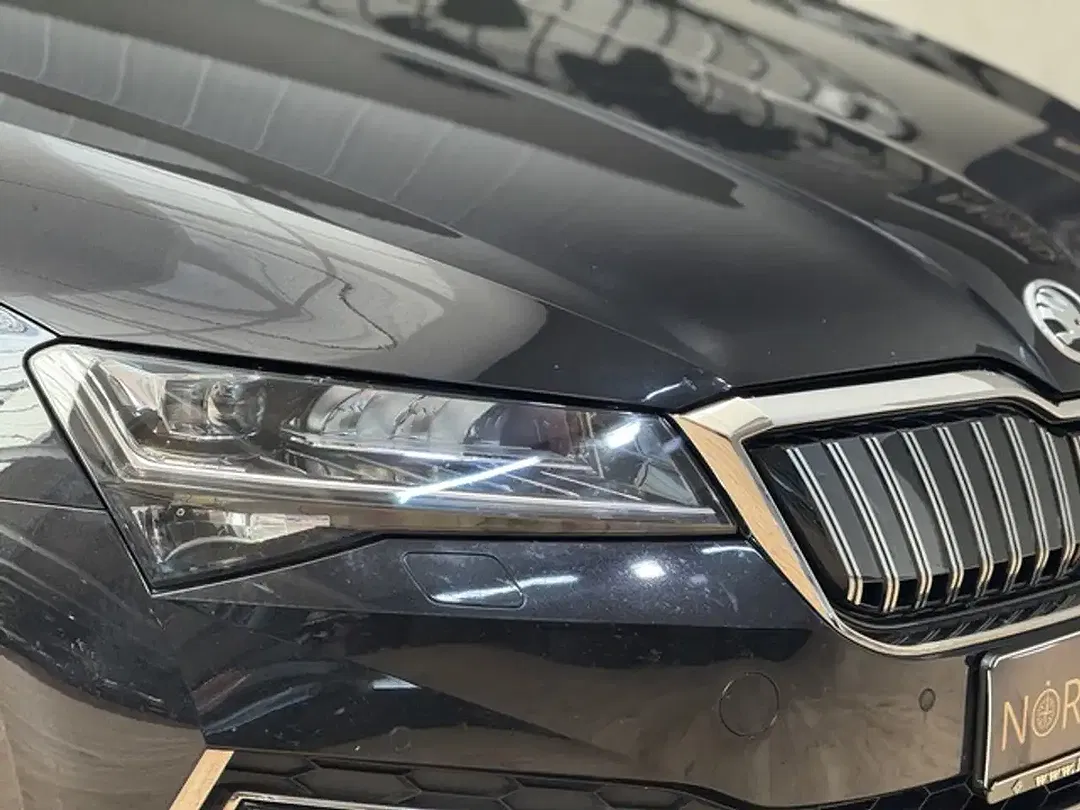 Skoda Superb - Thumbnail 10
