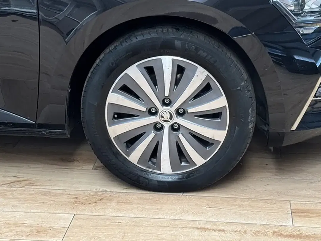 Skoda Superb - Thumbnail 11