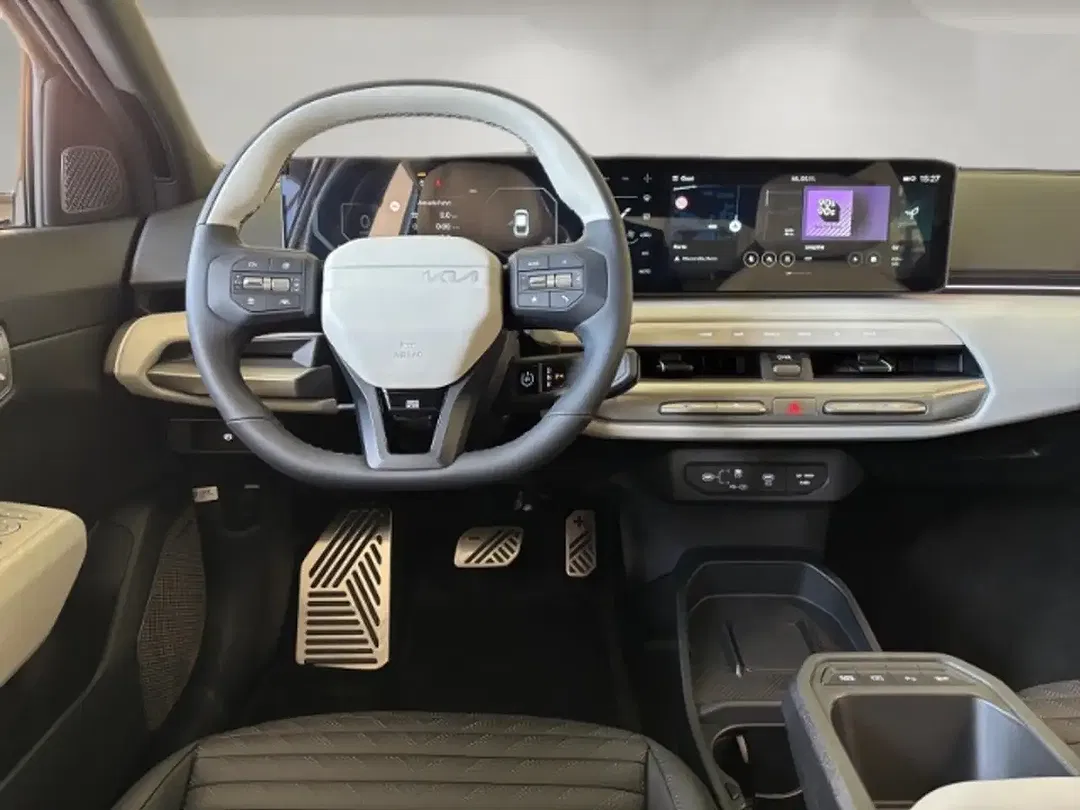 Kia EV4 - Thumbnail 10