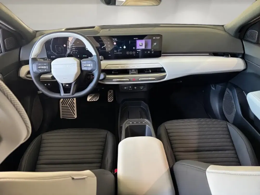 Kia EV4 - Thumbnail 11