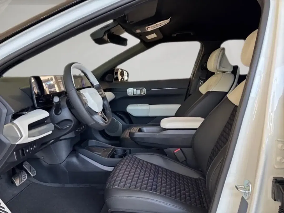 Kia EV4 - Thumbnail 7
