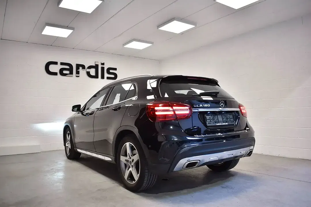 Mercedes-Benz GLA 180 - Thumbnail 10